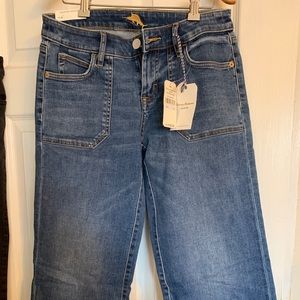 Tommy Bahama Cropped Jeans